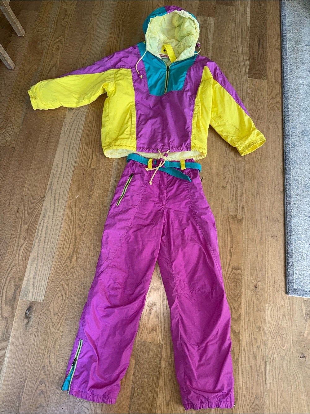 RARE Vintage 80s 90s Puls Winter Holiday Women's Neon Color-block Ski Snowsuit